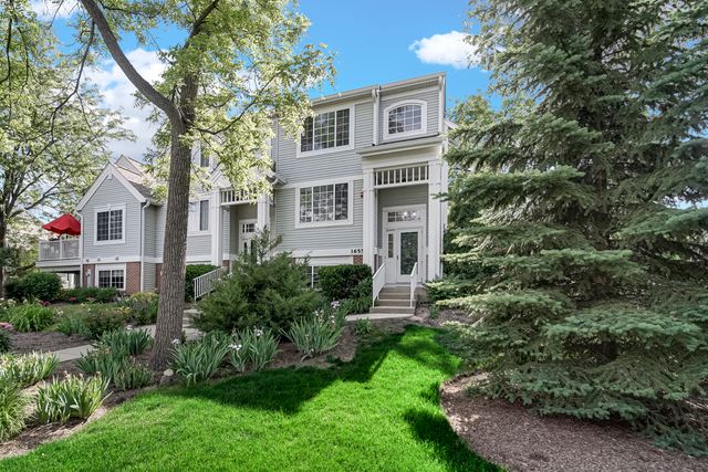 1655 Geneva Drive 1655, Wheeling, IL 60090