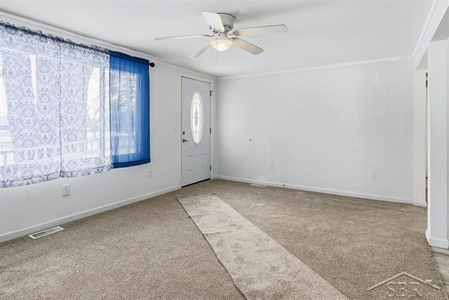 3812 N Saginaw Road, Midland, MI 48640