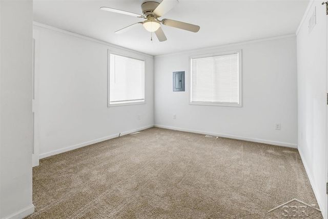 3812 N Saginaw Road, Midland, MI 48640