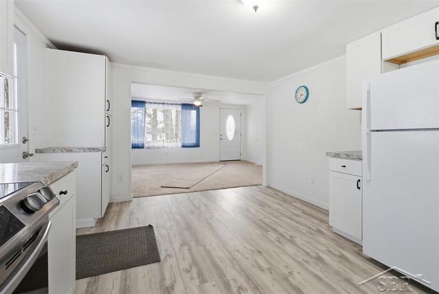 3812 N Saginaw Road, Midland, MI 48640