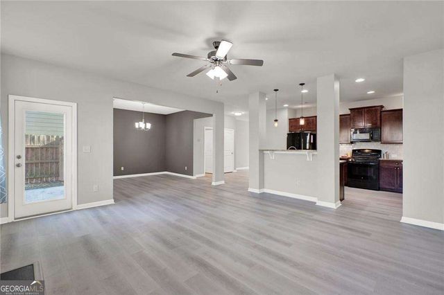 124 Freedom Drive, Acworth, GA 30102