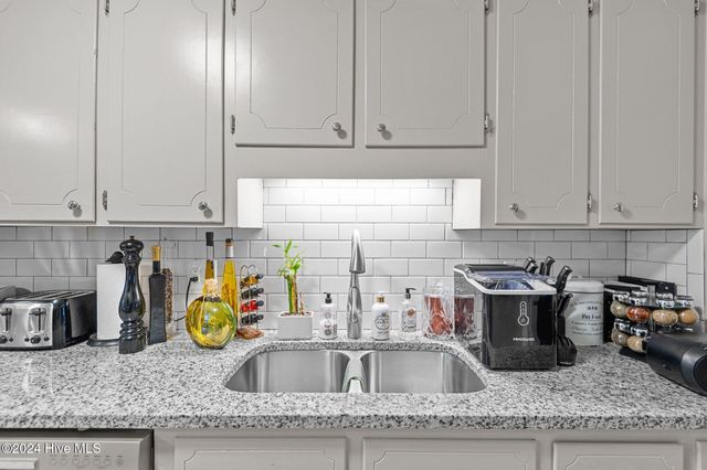 802 Westminster Lane, Kinston, NC 28501