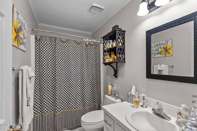 802 Westminster Lane, Kinston, NC 28501