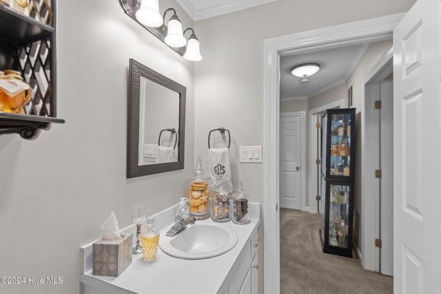 802 Westminster Lane, Kinston, NC 28501