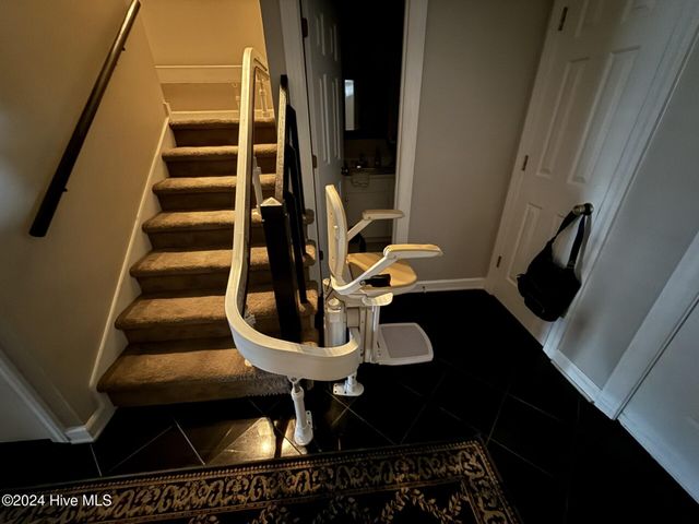 802 Westminster Lane, Kinston, NC 28501