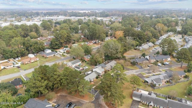 802 Westminster Lane, Kinston, NC 28501