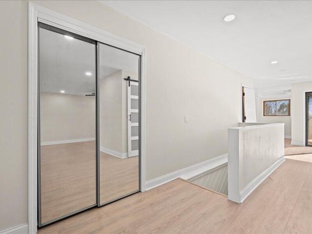 680 Forest Grove LANE, Brookfield, WI 53005