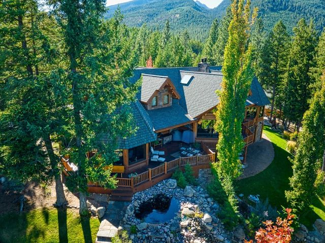 541 Raven Wood, Darby, MT 59829