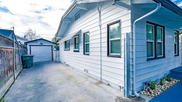 505 Bodem St, Modesto, CA 95350