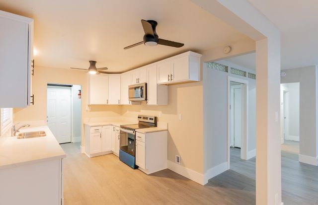 505 Bodem St, Modesto, CA 95350