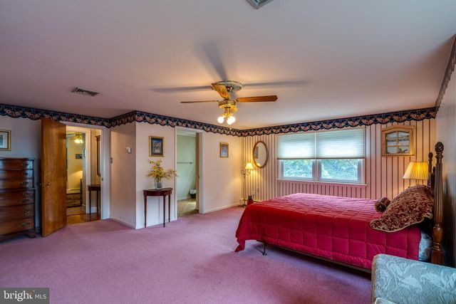 428 MANOR AVE, Millersville, PA 17551
