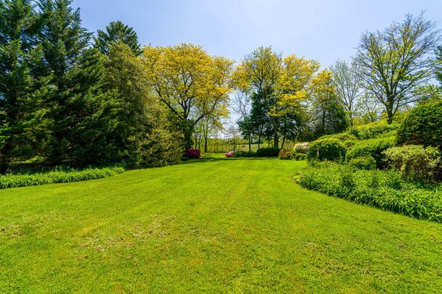 428 MANOR AVE, Millersville, PA 17551