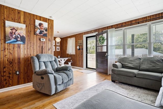 307 Miller St, Livingston, TN 38570