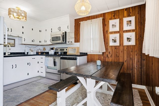307 Miller St, Livingston, TN 38570