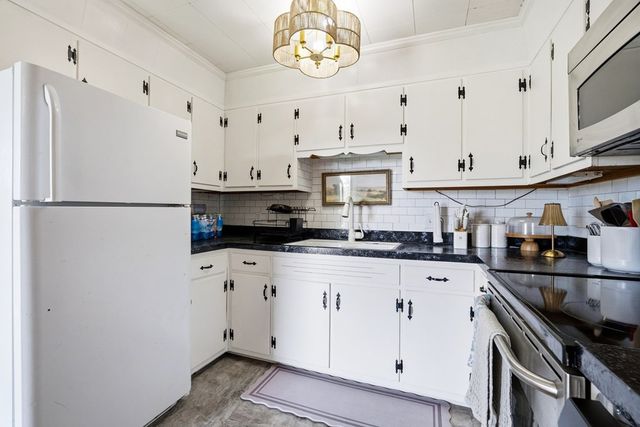 307 Miller St, Livingston, TN 38570