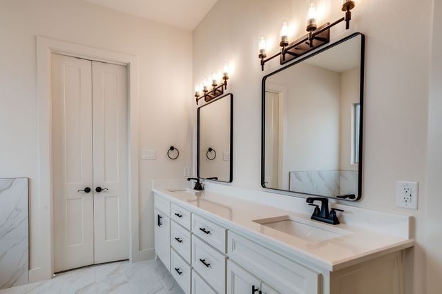 128 Prairie Winds Drive, Poolville, TX 76487