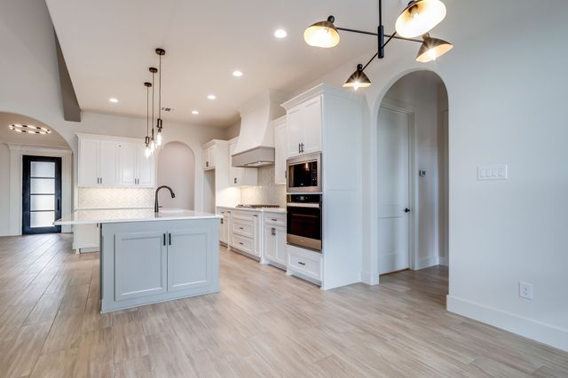 128 Prairie Winds Drive, Poolville, TX 76487