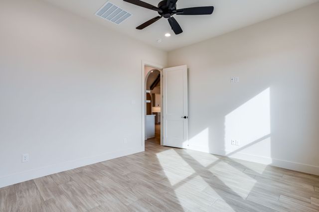 128 Prairie Winds Drive, Poolville, TX 76487