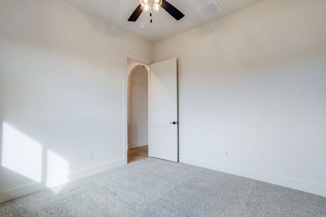 128 Prairie Winds Drive, Poolville, TX 76487