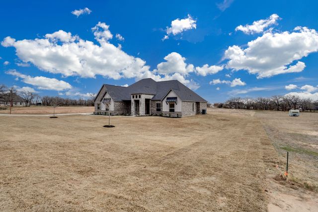 128 Prairie Winds Drive, Poolville, TX 76487