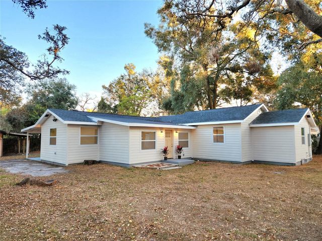 8917 N HIGHLAND AVENUE, Tampa, FL 33604