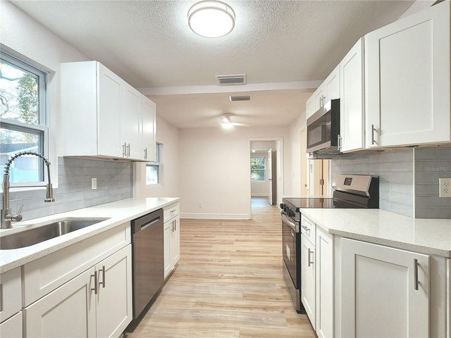 8917 N HIGHLAND AVENUE, Tampa, FL 33604