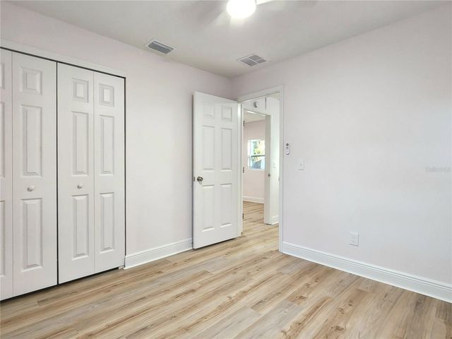 8917 N HIGHLAND AVENUE, Tampa, FL 33604