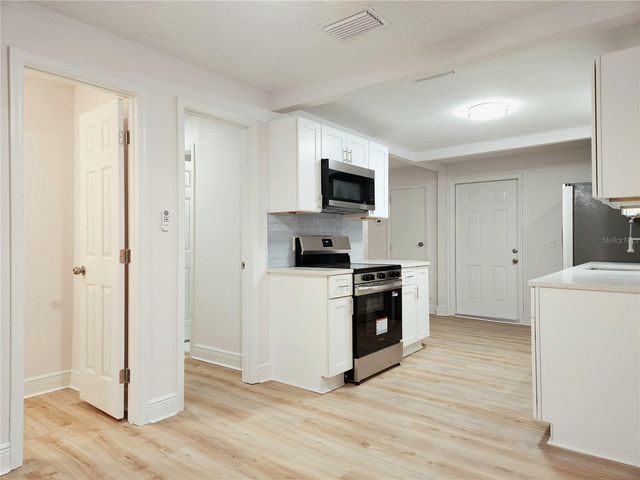 8917 N HIGHLAND AVENUE, Tampa, FL 33604