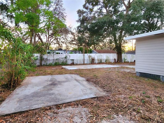 8917 N HIGHLAND AVENUE, Tampa, FL 33604