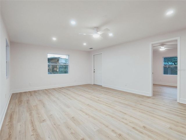 8917 N HIGHLAND AVENUE, Tampa, FL 33604