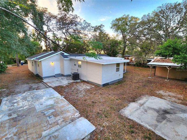 8917 N HIGHLAND AVENUE, Tampa, FL 33604