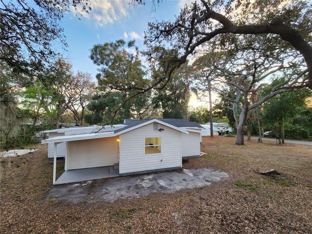 8917 N HIGHLAND AVENUE, Tampa, FL 33604