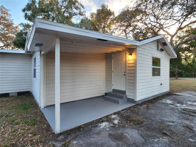 8917 N HIGHLAND AVENUE, Tampa, FL 33604