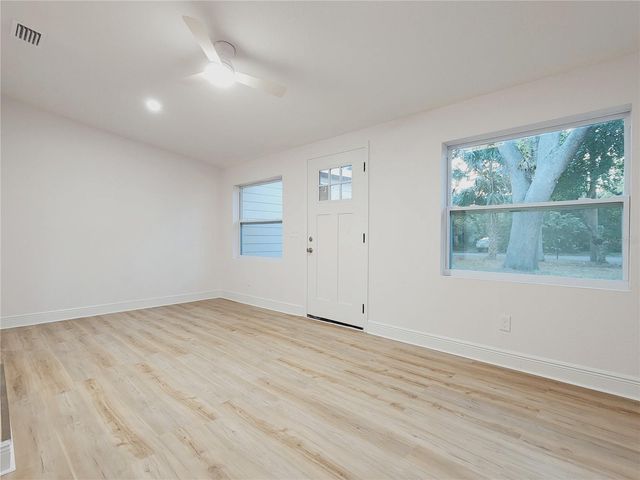 8917 N HIGHLAND AVENUE, Tampa, FL 33604