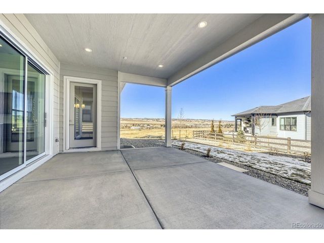 684 Leafy Aster Ln, Castle Rock, CO 80104