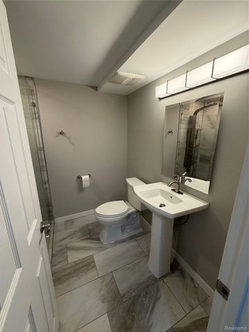 31065 Tremont Lane, Beverly Hills Village, MI 48025