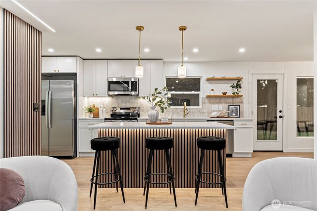 110 17th Street SW, Puyallup, WA 98371