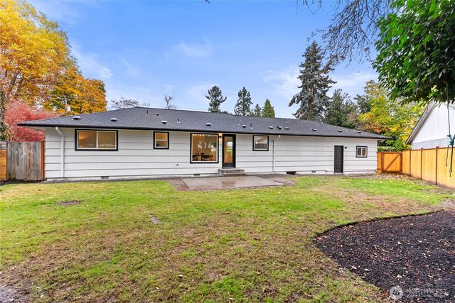 110 17th Street SW, Puyallup, WA 98371
