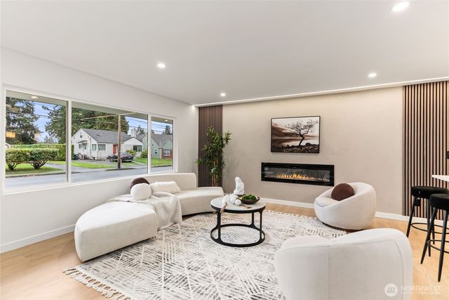 110 17th Street SW, Puyallup, WA 98371