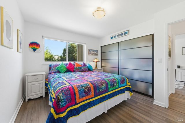 15 Glen Ct, Napa, CA 94558