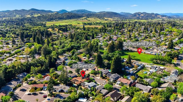 15 Glen Ct, Napa, CA 94558