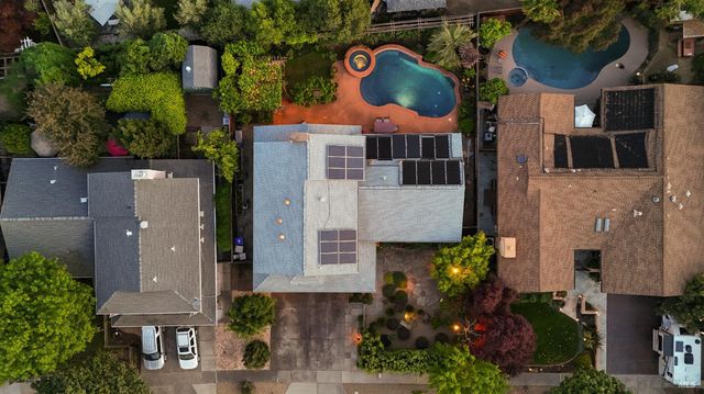 15 Glen Ct, Napa, CA 94558