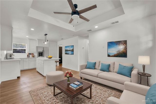 670 W Durham Avenue, Raymondville, TX 78580