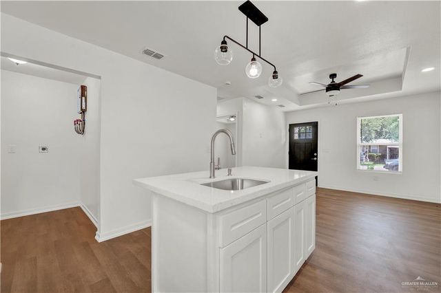 670 W Durham Avenue, Raymondville, TX 78580