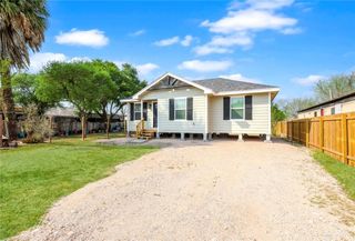 670 W Durham Avenue, Raymondville, TX 78580