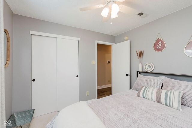 8180 S Lodge Lane, Pendleton, IN 46064