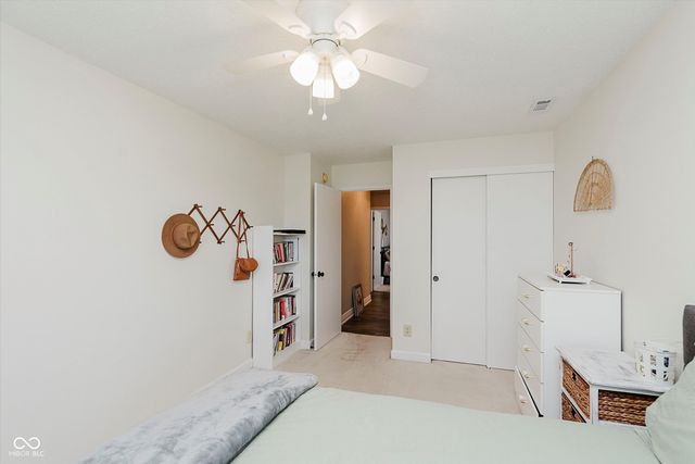8180 S Lodge Lane, Pendleton, IN 46064