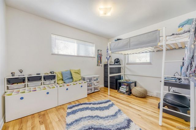 4745 S Logan Street, Englewood, CO 80113