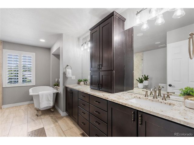 7099 Cerney Cir, Castle Pines, CO 80108