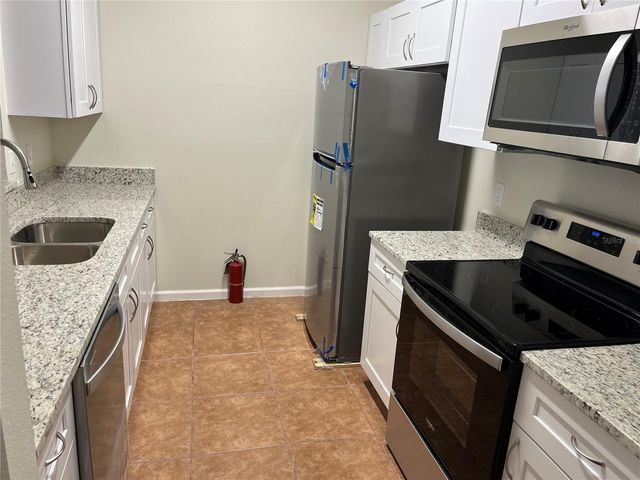 3190 DANTE DRIVE 308, Orlando, FL 32835